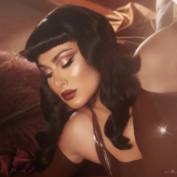 Huda Beauty Naughty Nude Eyeshadow Palette - Picture 7 of 11